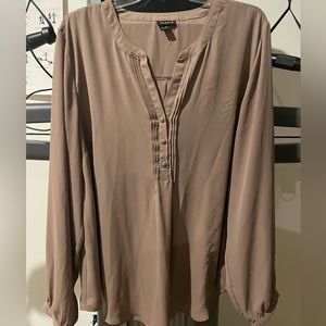 Torrid 2x beige long sleeve blouse